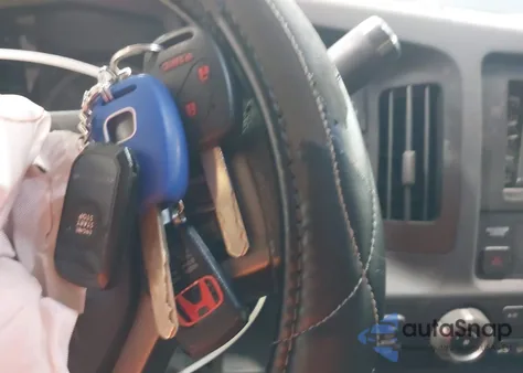 2013 Honda Ridgeline Sport z USA, uszkodzony, nr VIN 5FPYK1F79DB012413